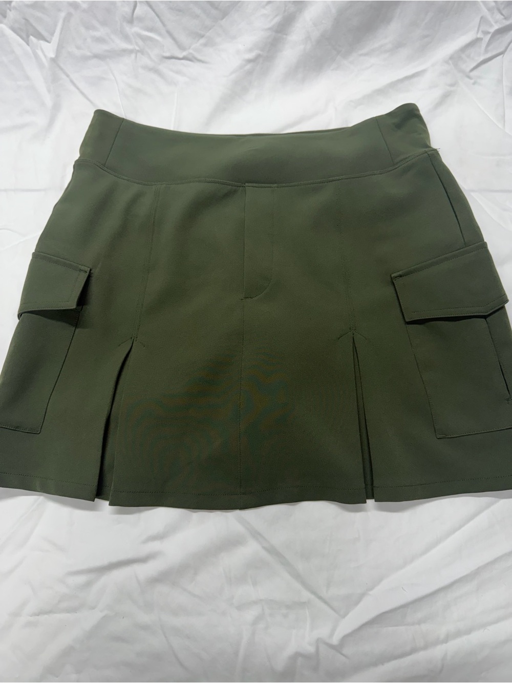 Athleta Olive Cargo Pocket Skort - Casual Utility Shorts
